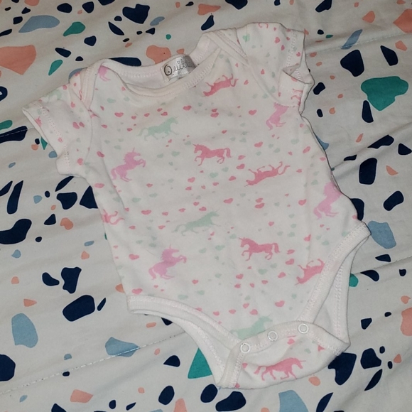 3-6m Quiltex onesie - Picture 1 of 2